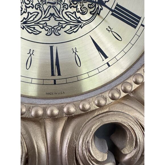 Vintage Large Ornate Mid-Century Syroco Quartz Wall Clock – 22” Diameter - Picture 3 of 11